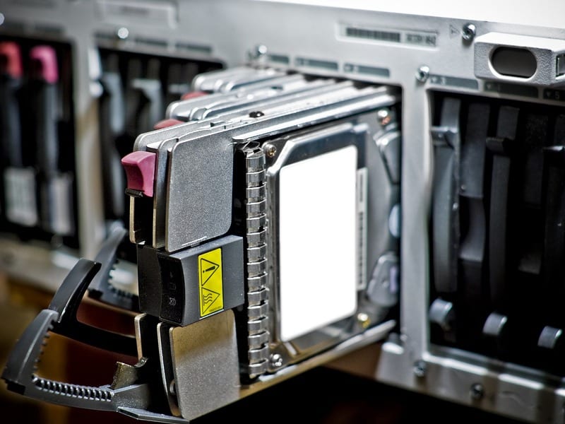 Qu’est-ce que le RAID ?  RAID 0, 1, 5 et 10 en toute simplicité – The Plug