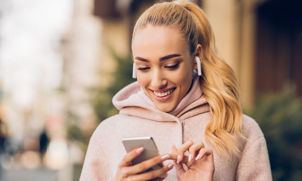 Apple offre des AirPods gratuits lors de sa vente de rentrée scolaire – The Plug
